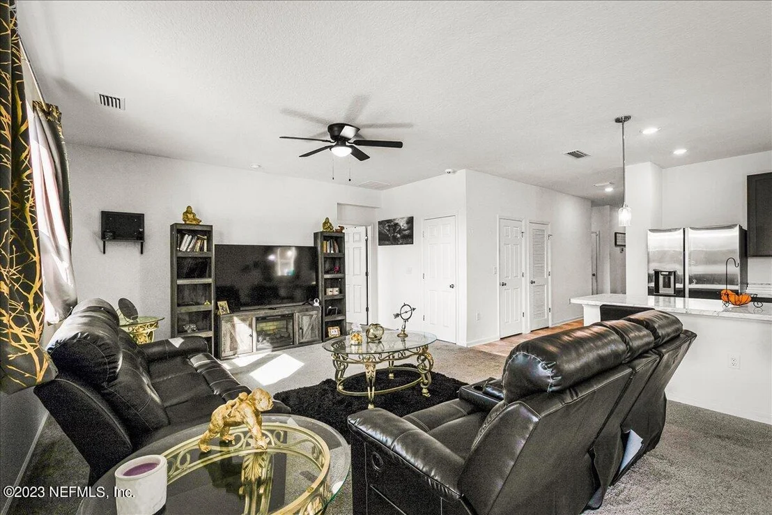 Photo of 10428 COLLINS FIELD Circle