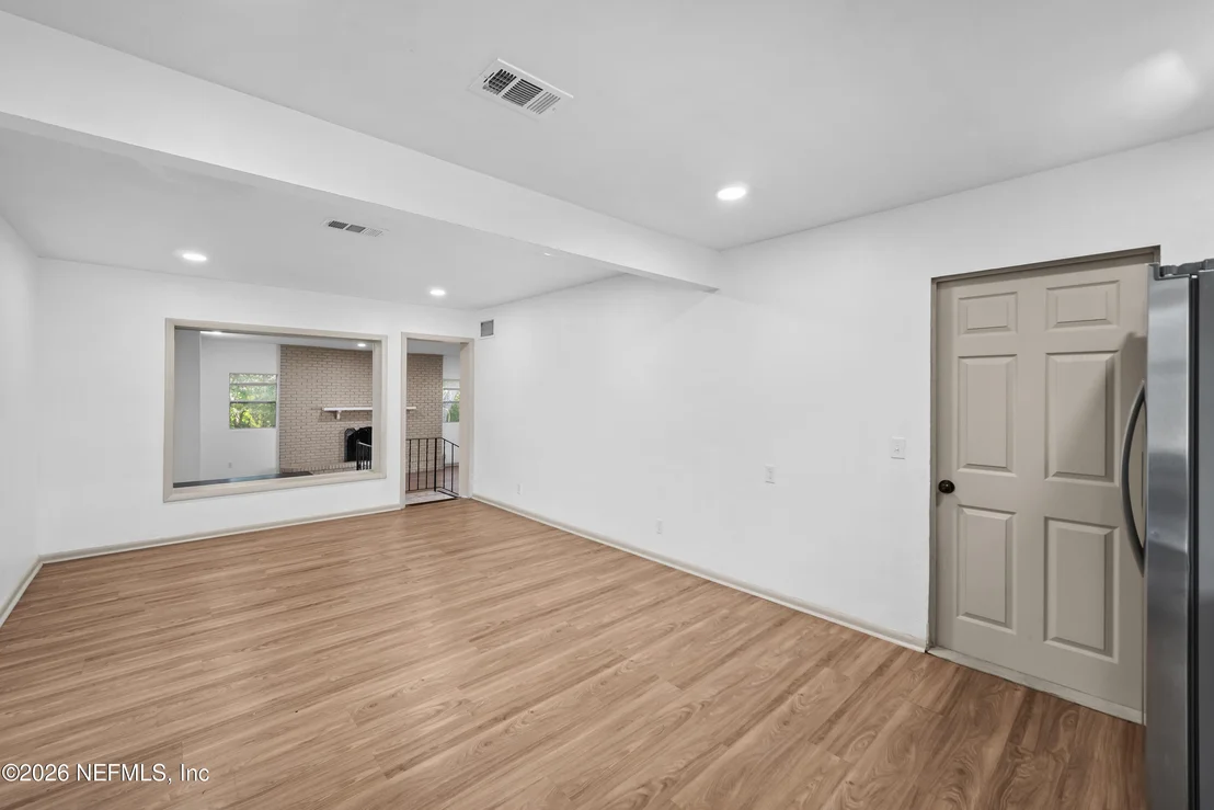 Photo of 6910 CARTIER Circle