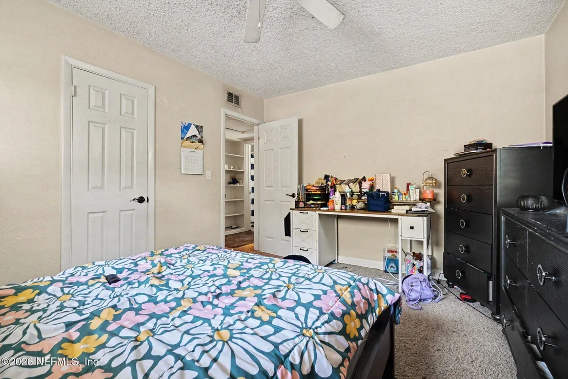 Photo of 527 OGLETHORPE Road