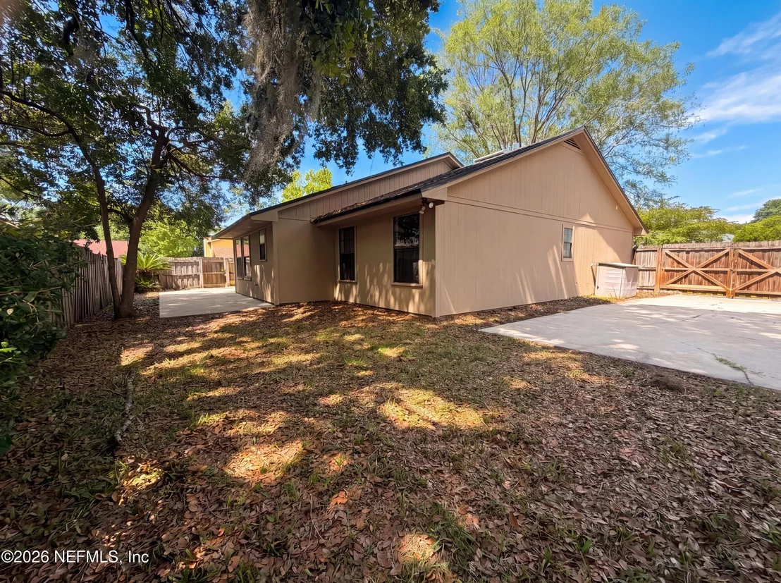 Photo of 3160 BRIDGEVIEW Drive