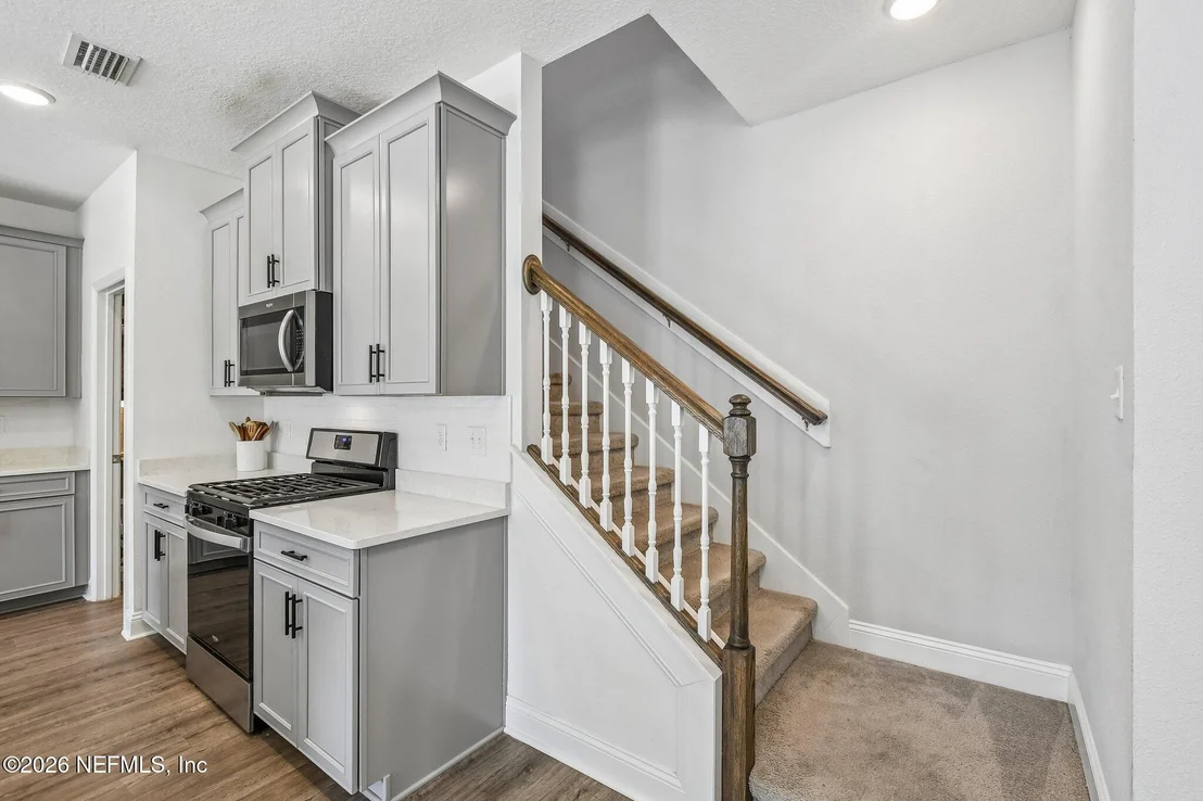 Photo of 37 VICKSBURG Drive