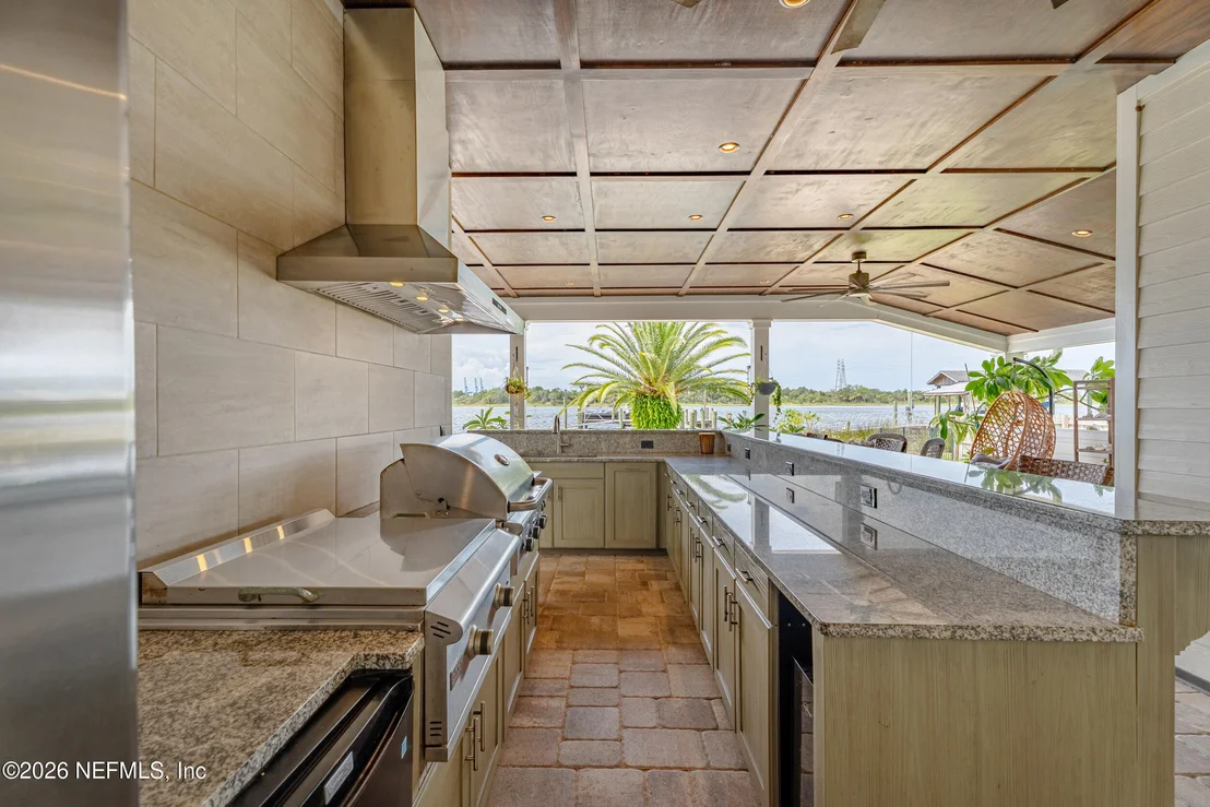 Photo of 5392 HECKSCHER Drive