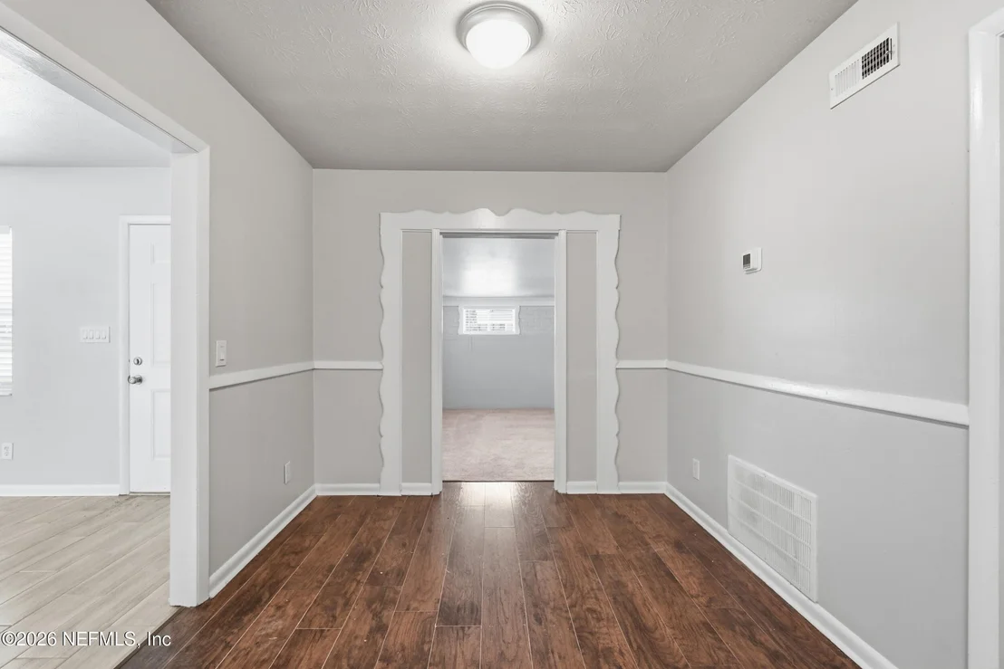 Photo of 7841 AUSTIN Road
