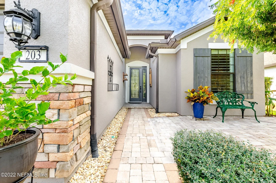 Photo of 203 RIVER RUN Boulevard