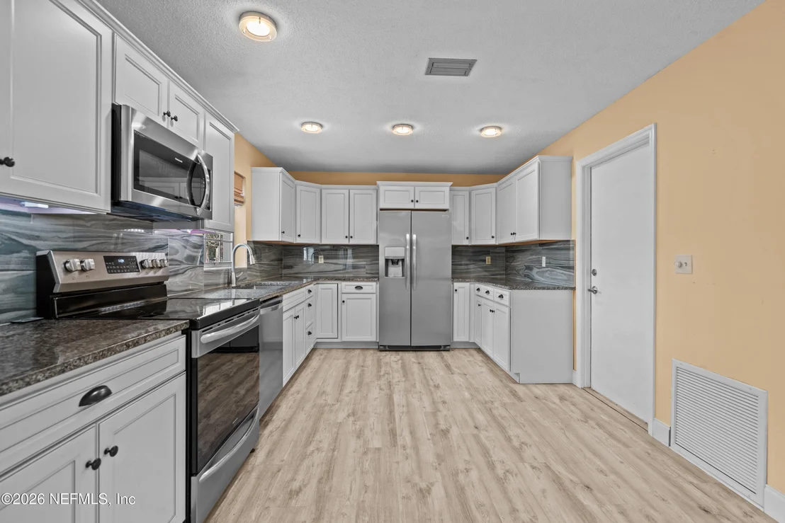 Photo of 503 SEVILLA Drive