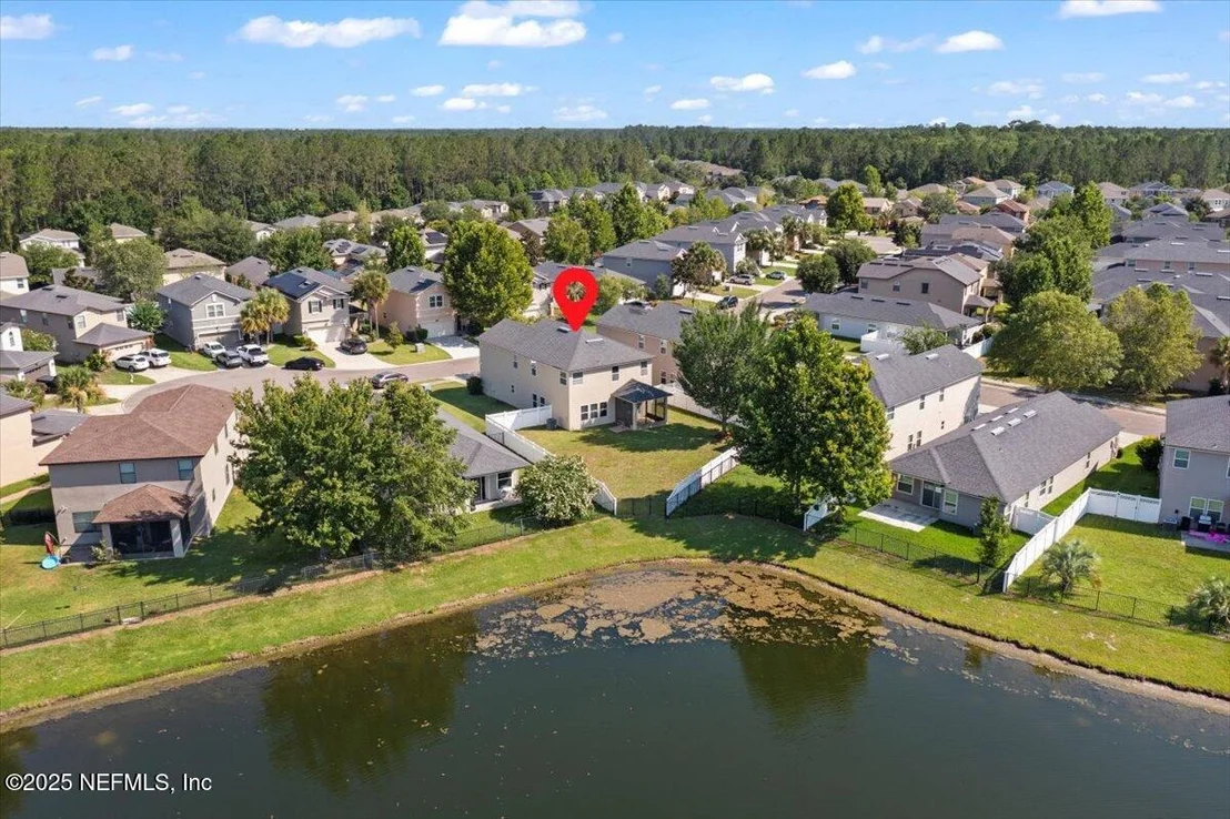 Photo of 529 DEERCROFT Lane