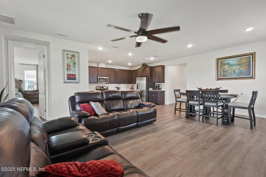 Photo of 64 WINGED ELM Court