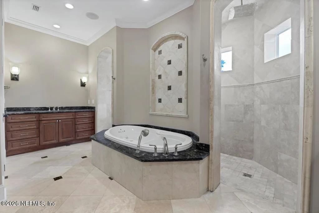 Photo of 164 N RIVER Drive