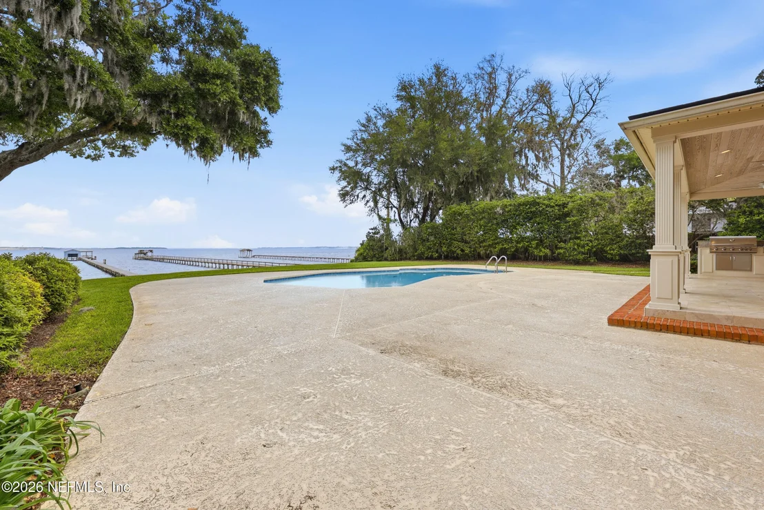 Photo of 2957 FOREST Circle