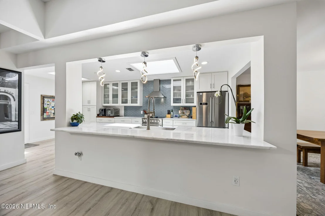 Photo of 330 GARDEN Lane