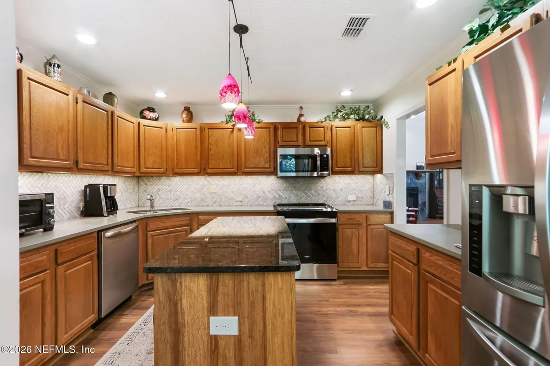 Photo of 1847 CASTILLE Drive