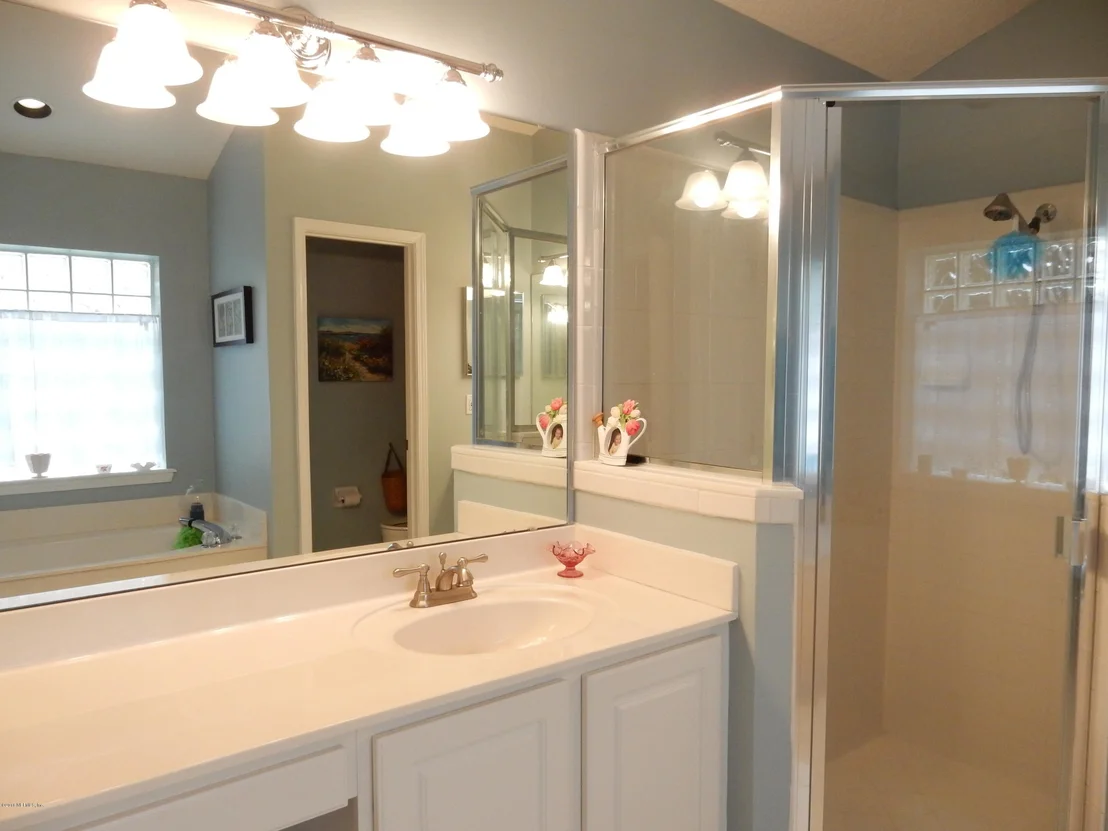 Photo of 156 IVY LAKES Drive
