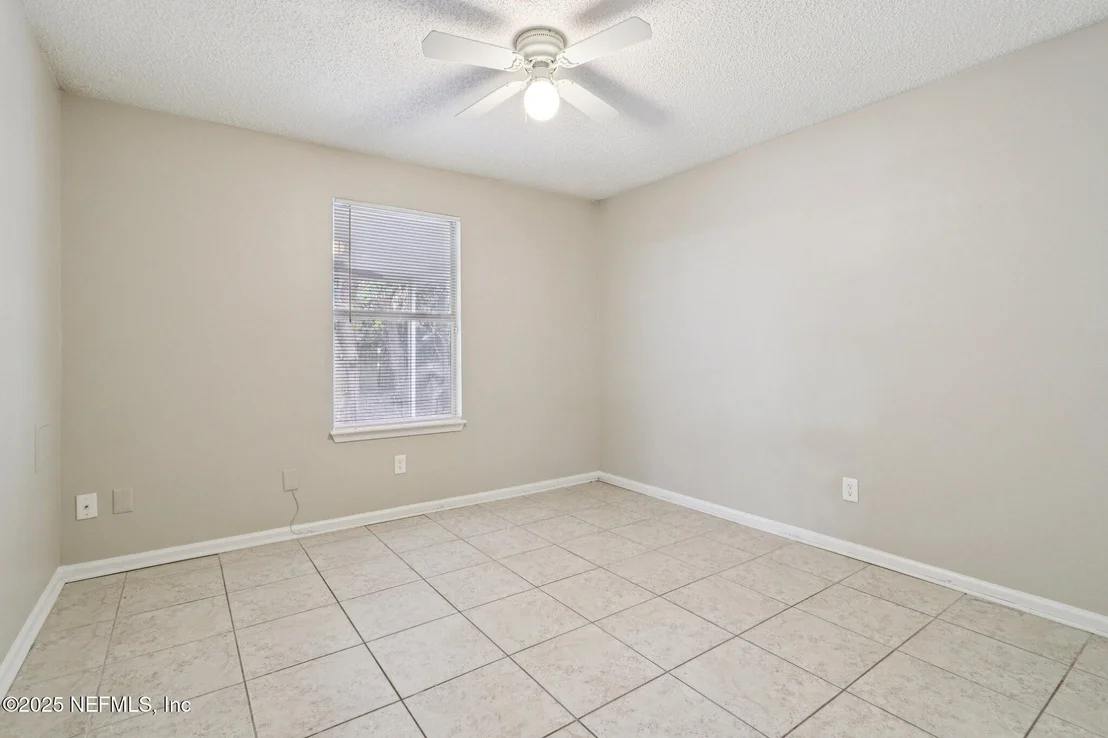 Photo of 1864 SHERATON LAKES Circle