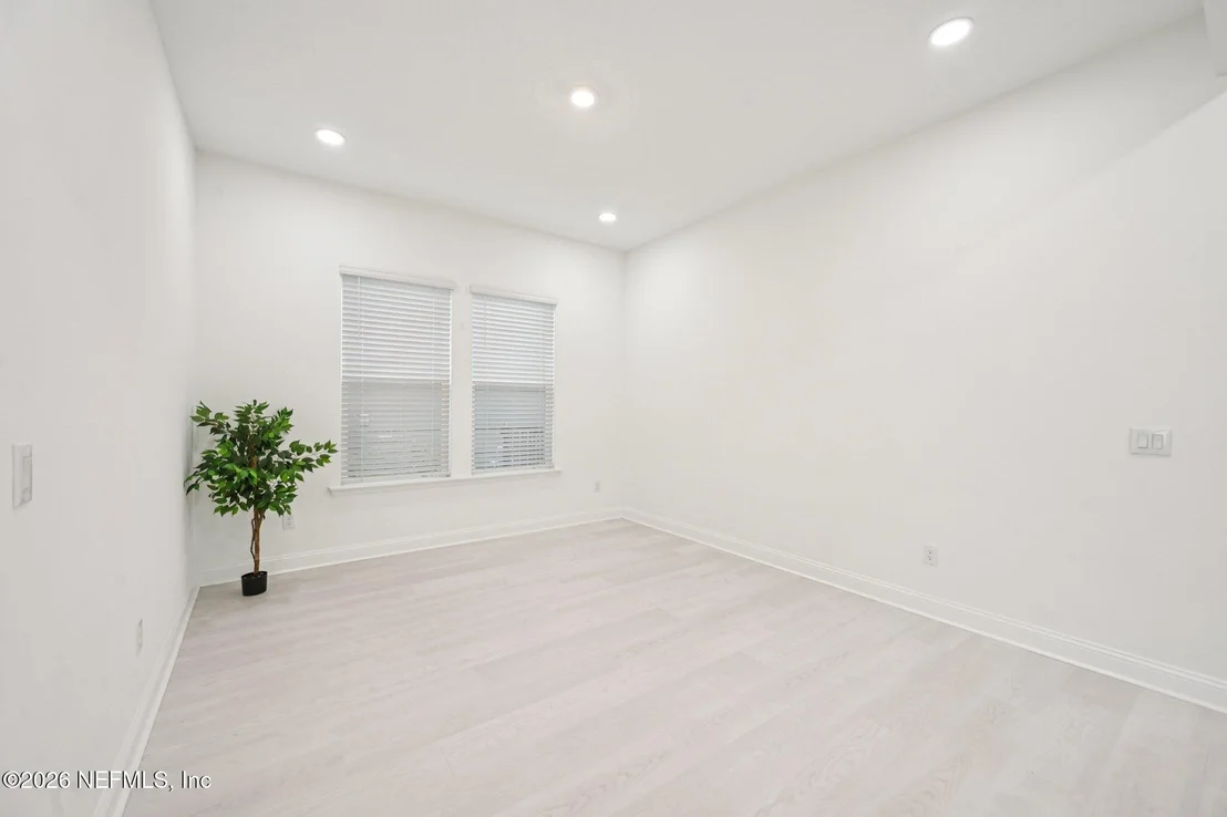 Photo of 271 HOLLY LANDING Way