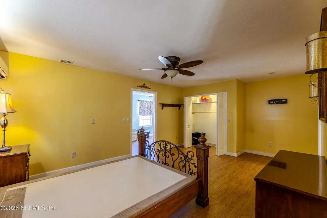 Photo of 8404 NESBITT Road