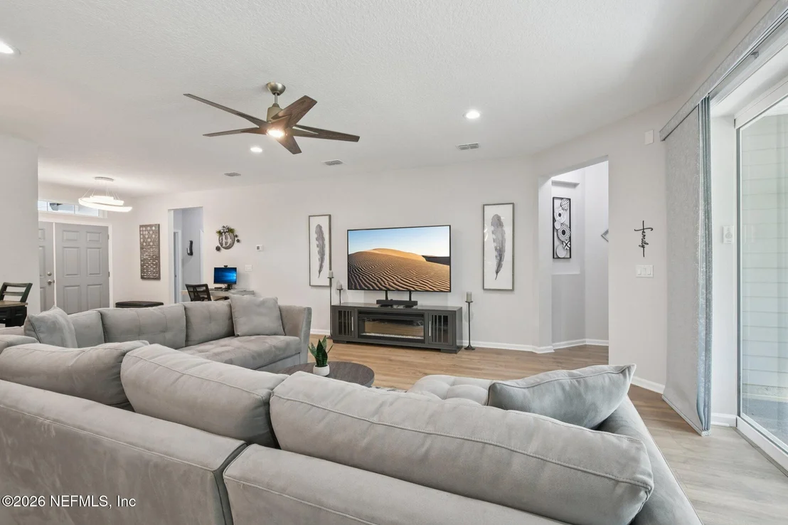 Photo of 75476 SUNBERRY Drive