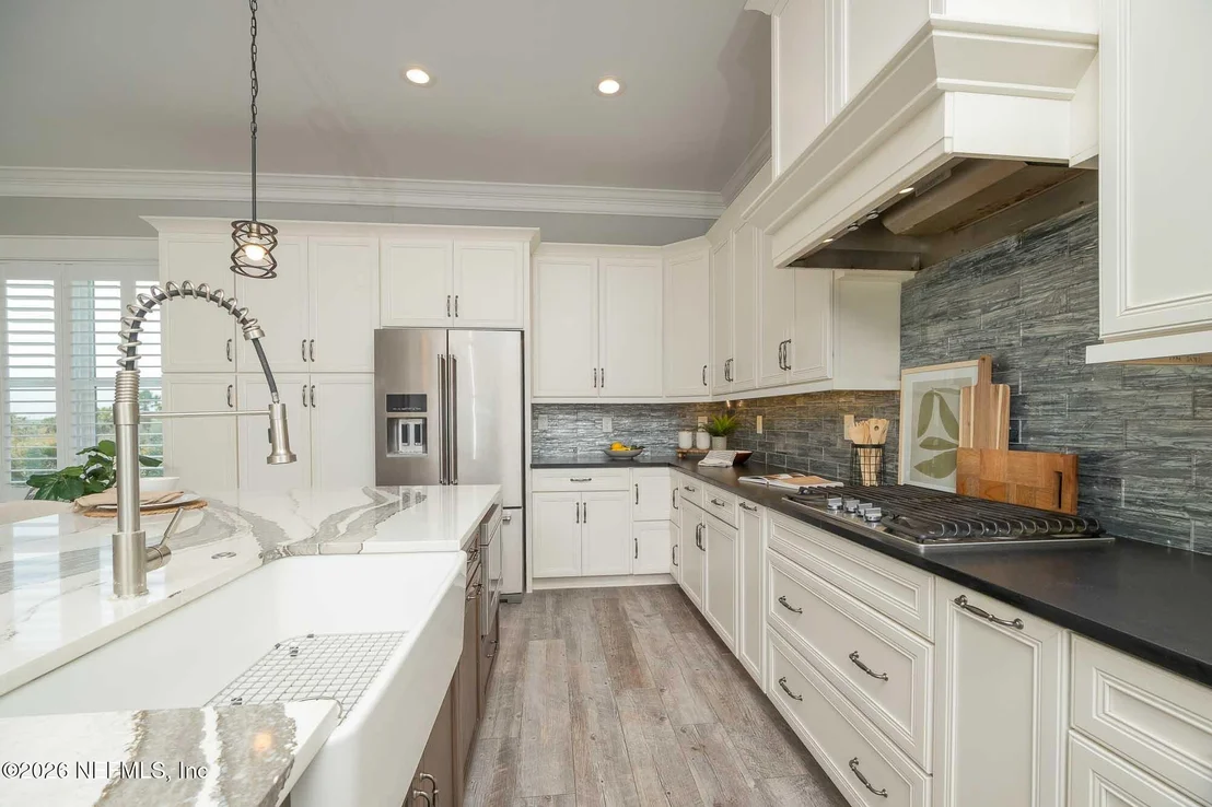 Photo of 7111 A1A S
