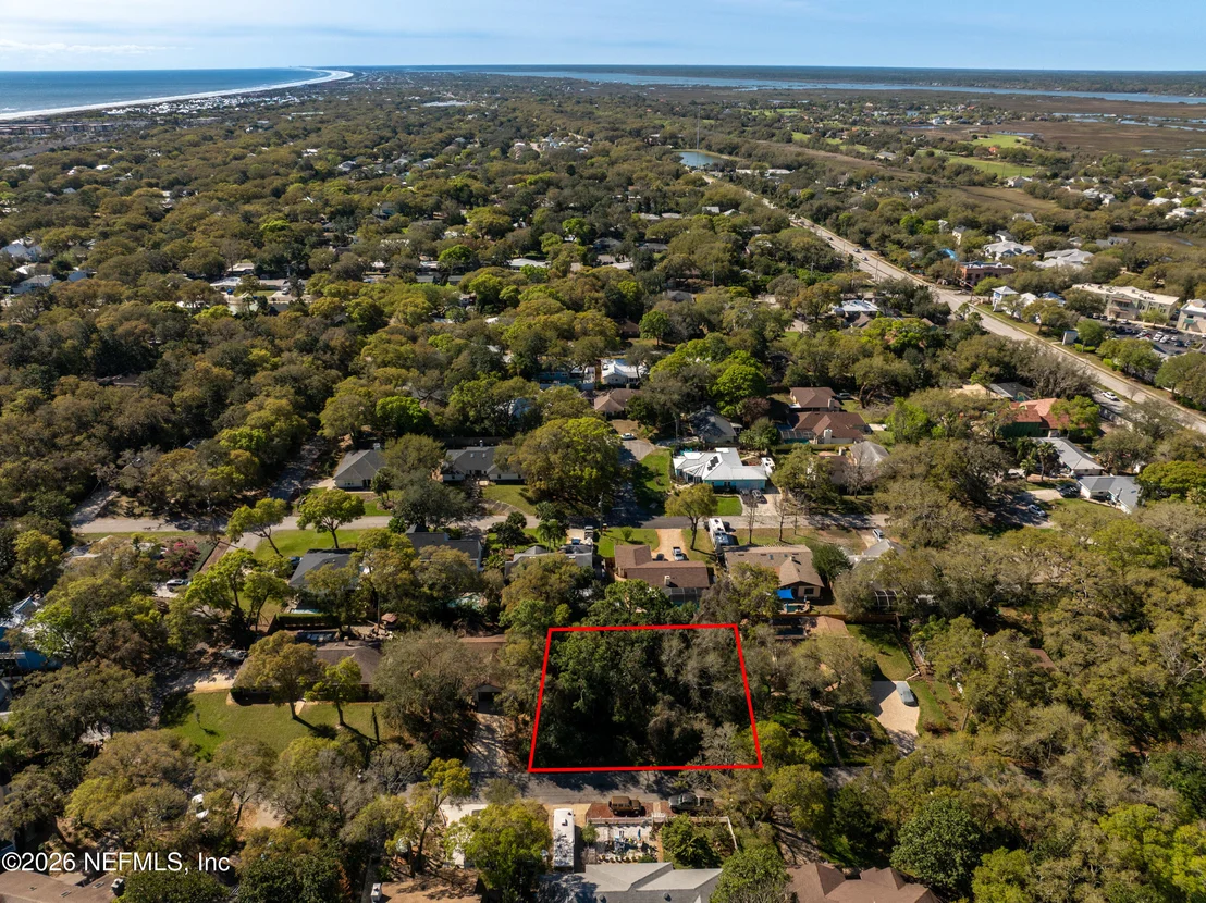 Photo of 419 OCEAN Drive