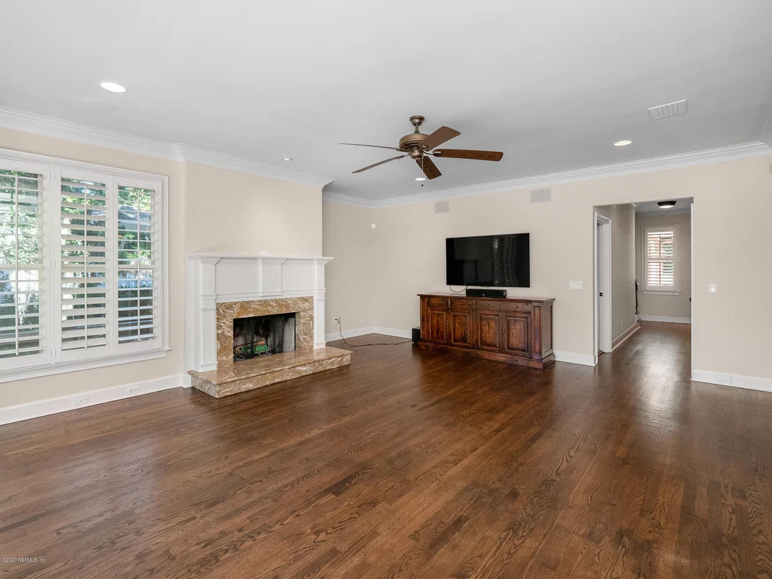 Photo of 906 GREENRIDGE Road