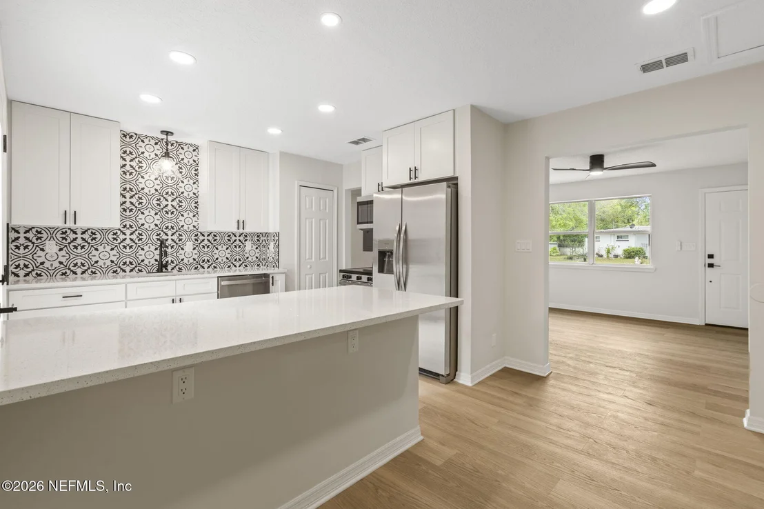 Photo of 2721 LANSDOWNE Drive