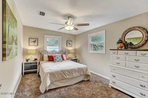 Photo of 144 LIGHTHOUSE Road W