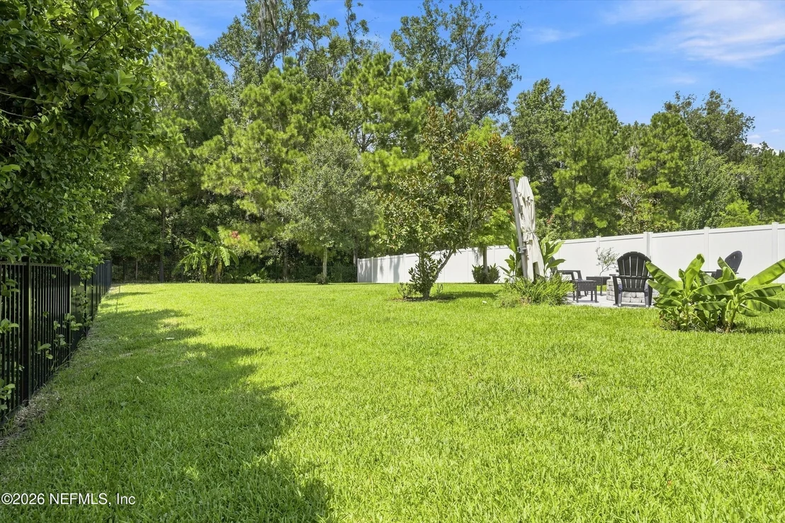 Photo of 231 FOOTBRIDGE Road