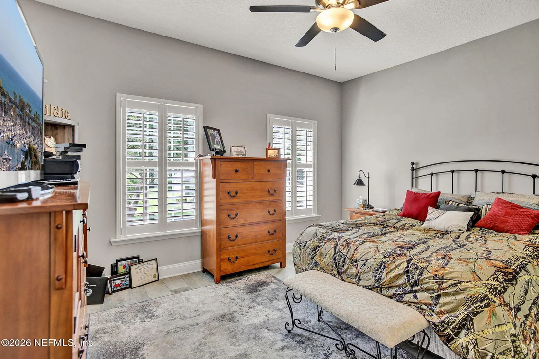 Photo of 1809 FOREST GLEN Way