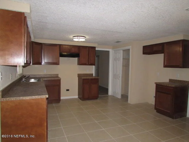Photo of 2986 HOLLYBAY Road