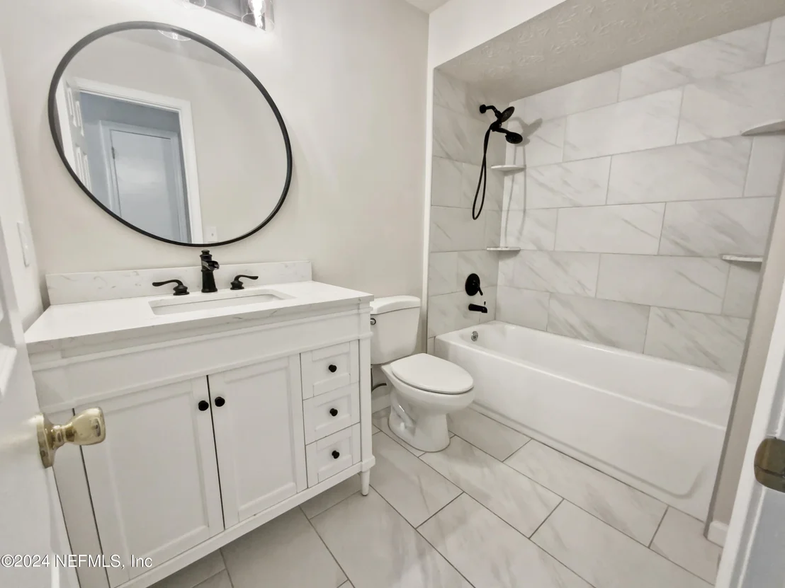 Photo of 5440 WEAVER Road