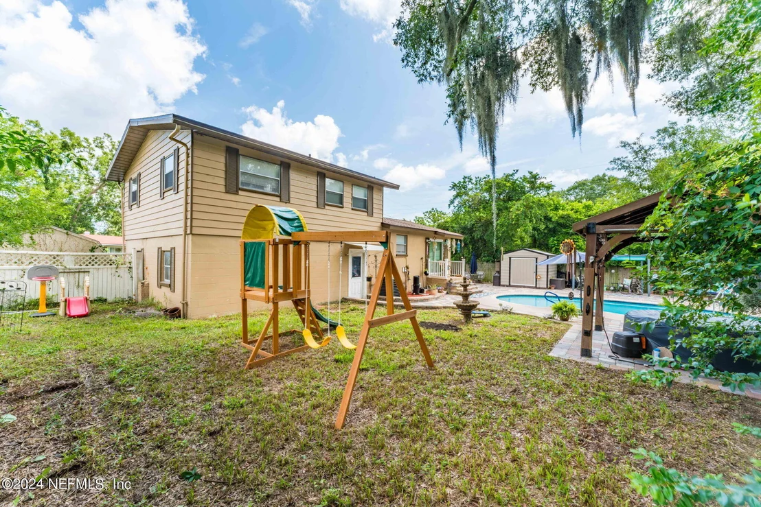 Photo of 10274 JOLYNN Road