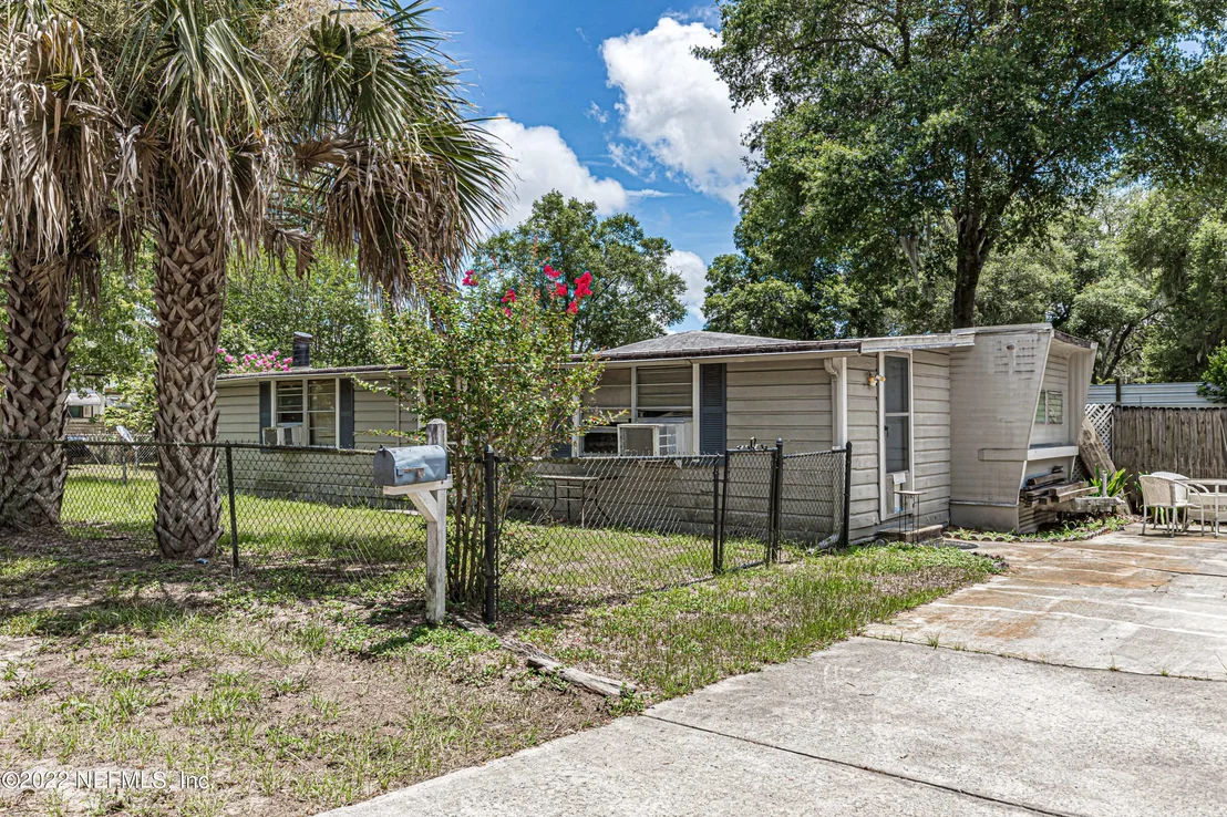 Photo of 10110 JACKSON Terrace