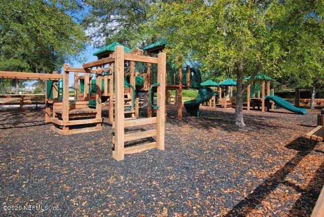 Photo of 8128 SUFFIELD Court