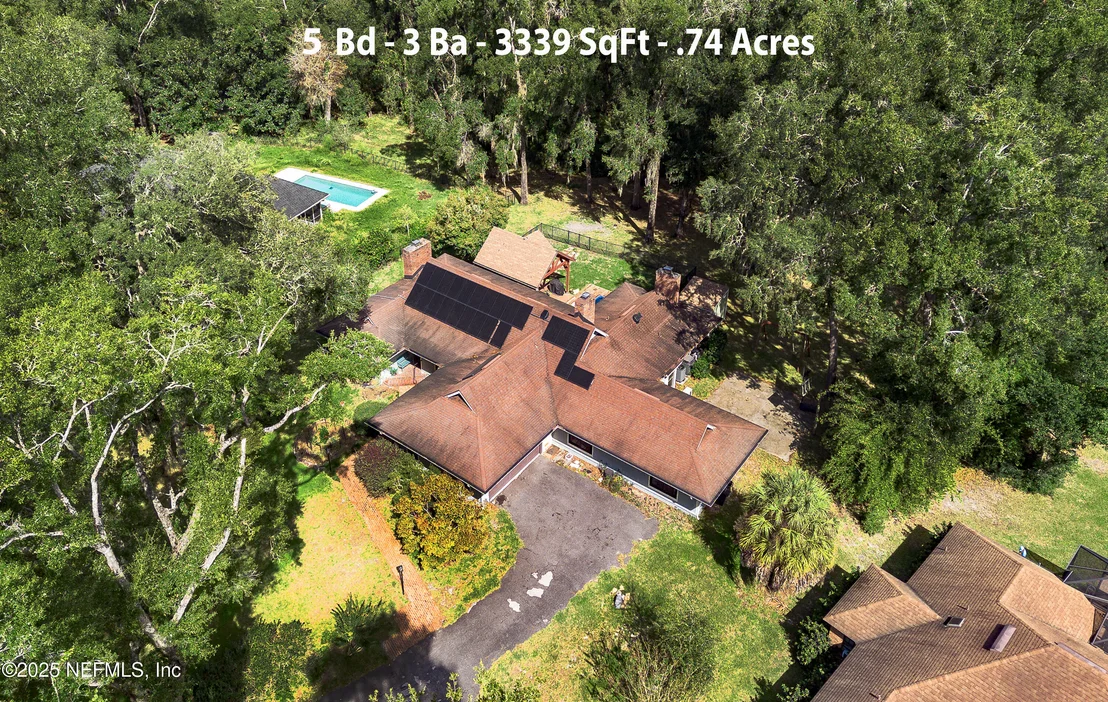 Photo of 2860 RAVINES Road