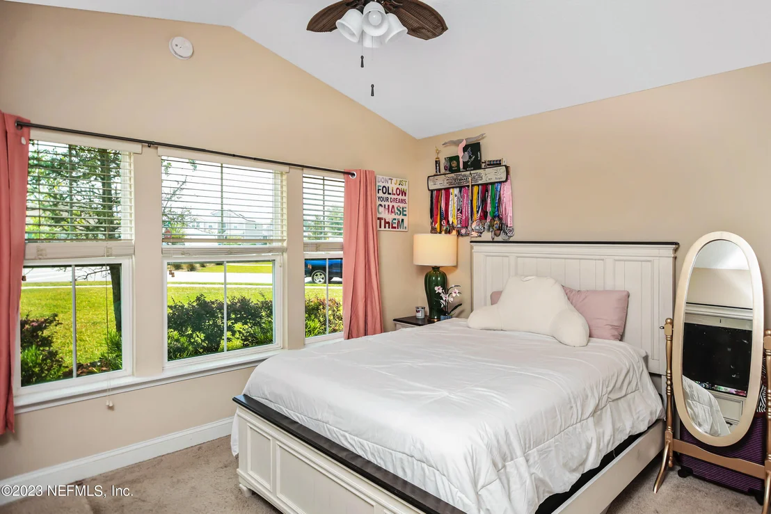 Photo of 140 CEDARSTONE Way