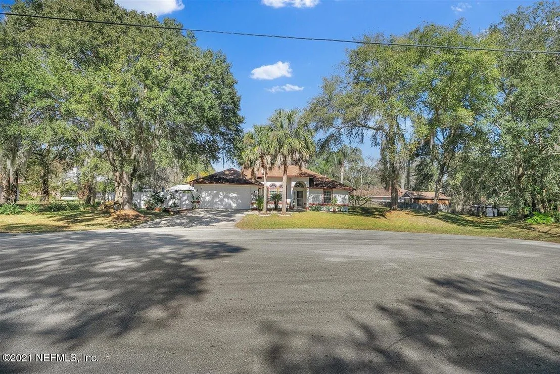 Photo of 304 DOYLE Lane