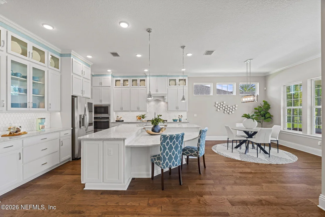 Photo of 183 FREMONT Avenue