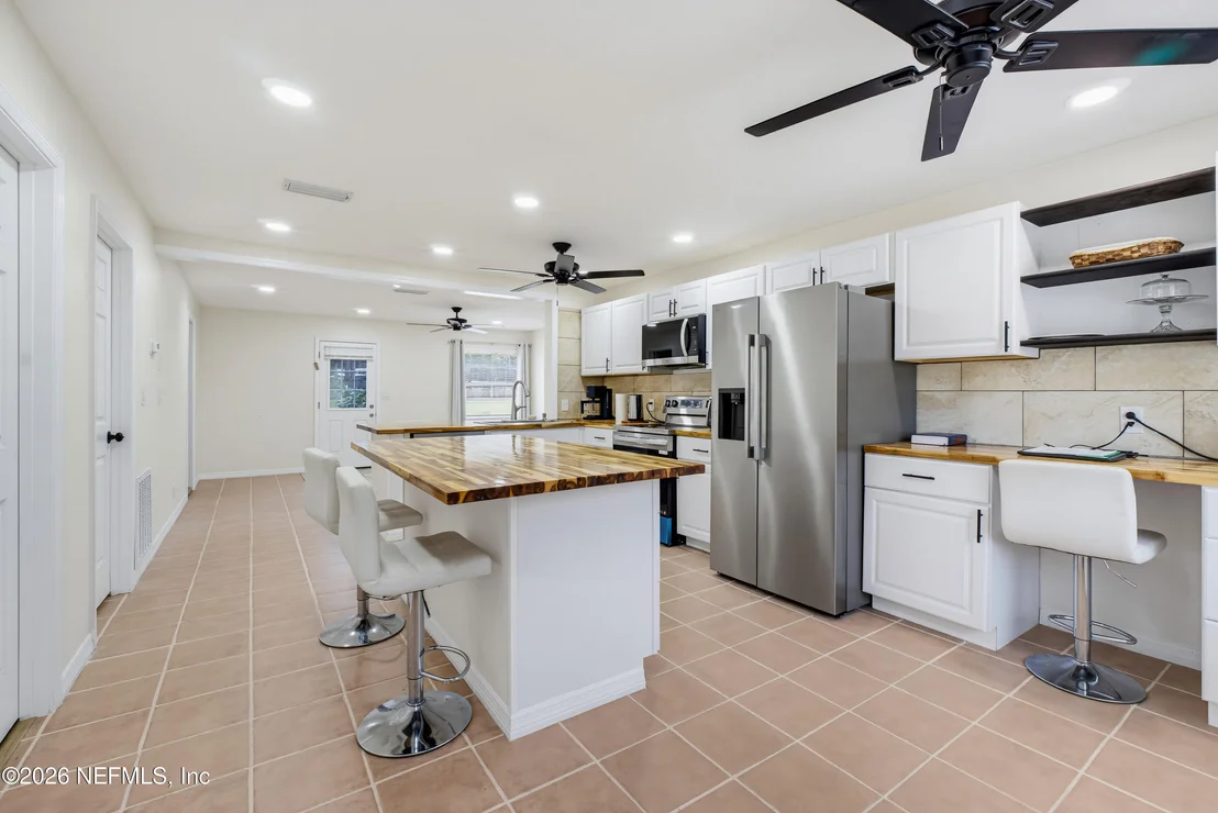 Photo of 125 HART LAKE Drive