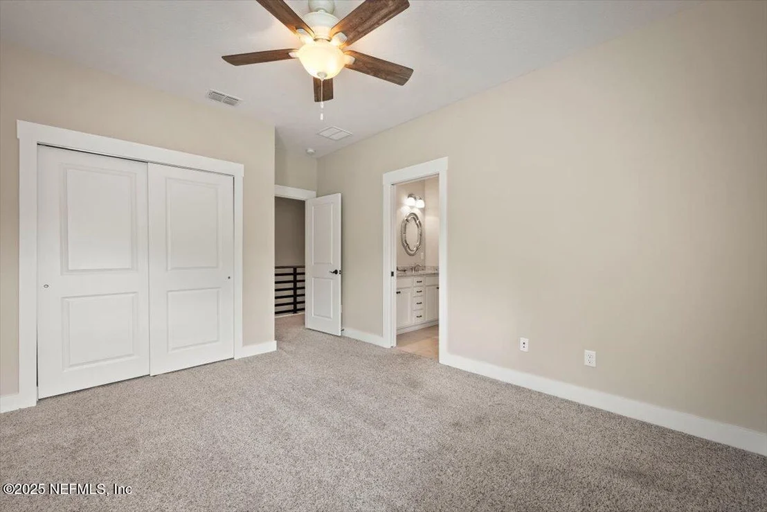 Photo of 305 SEAHILL Drive