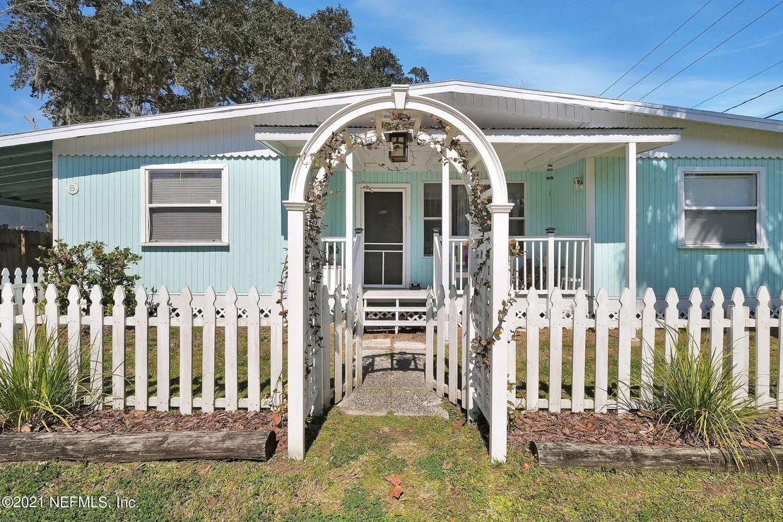 Photo of 1405 MASTERS Drive