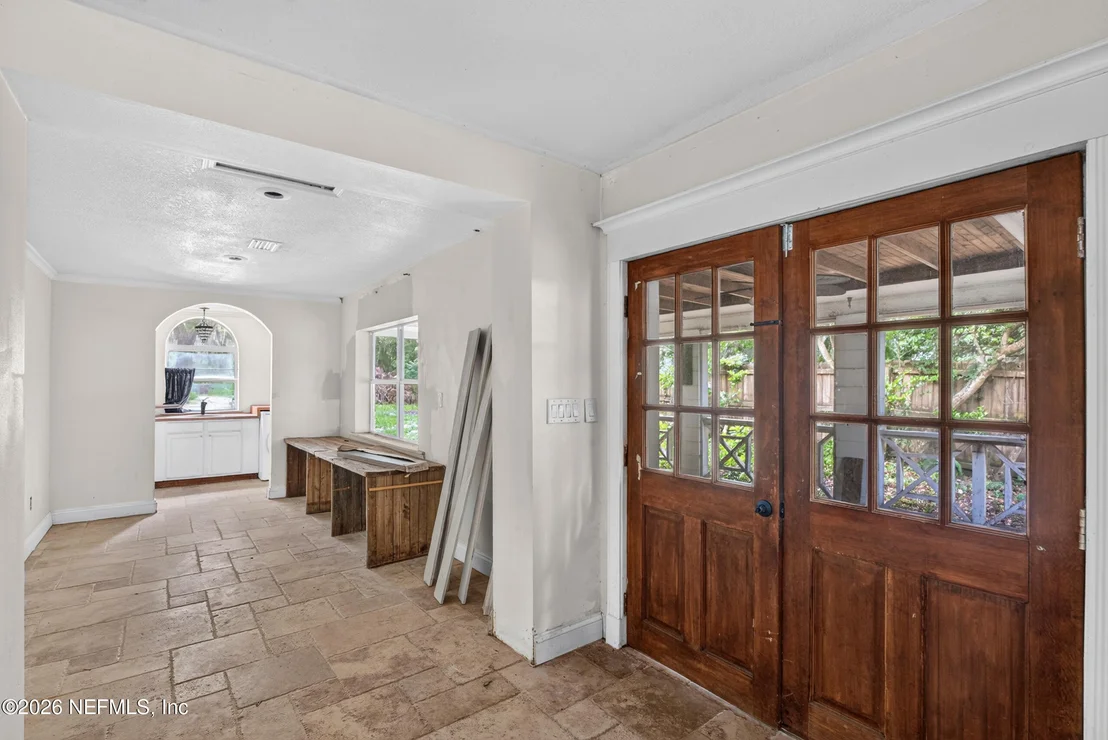 Photo of 7905 COLEE COVE Road