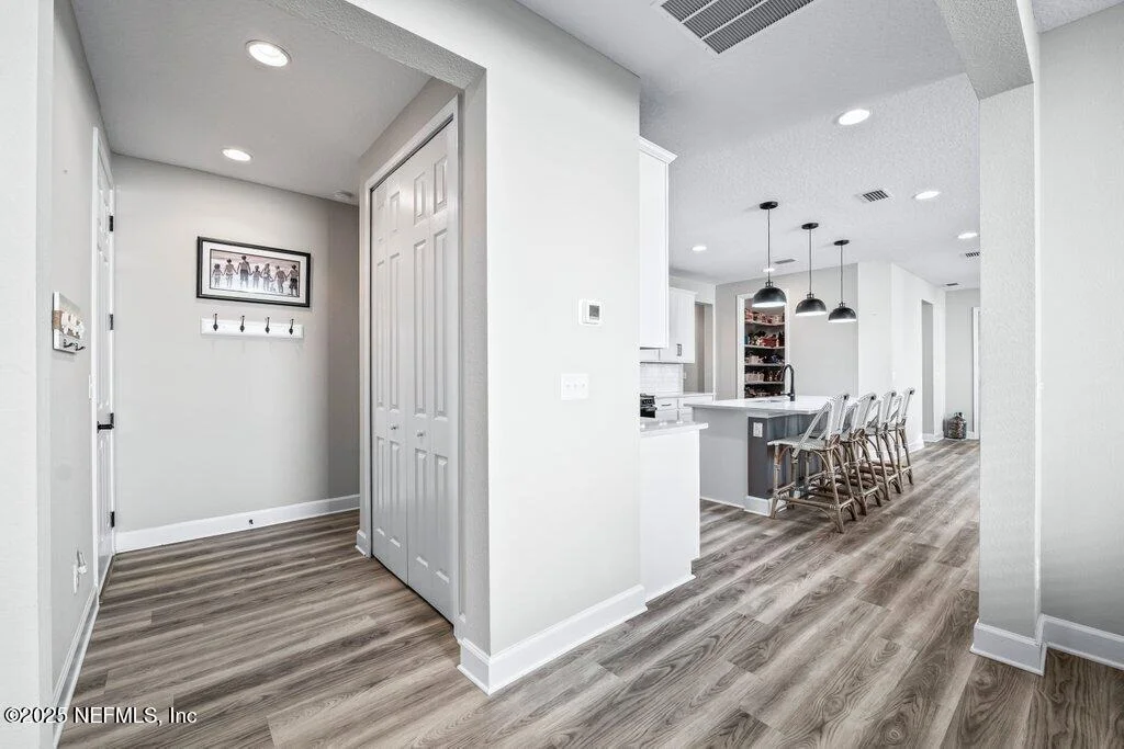 Photo of 1917 AMBERLY Drive