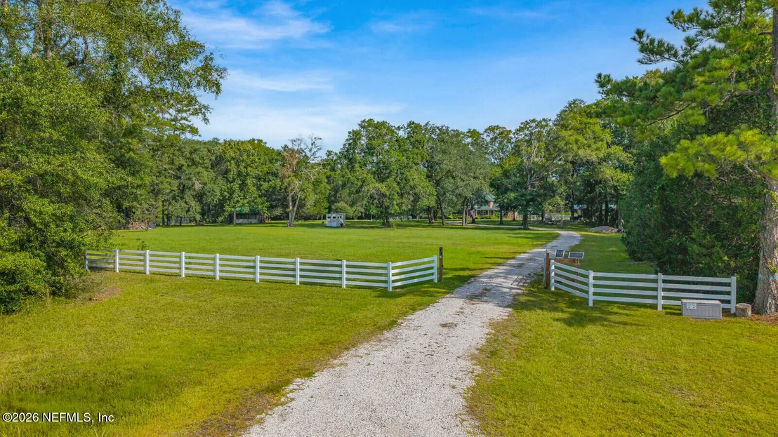 Photo of 46171 SAULS Road