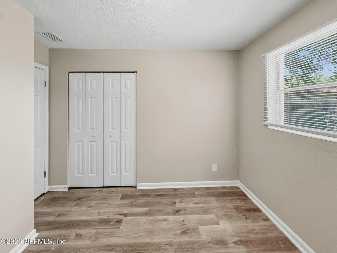 Photo of 5233 DALLEN LEA Drive