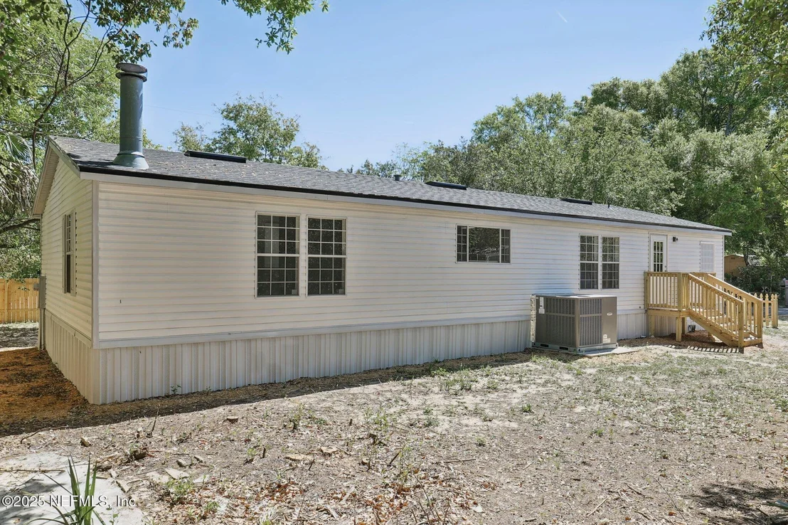 Photo of 606 JACKSON Road