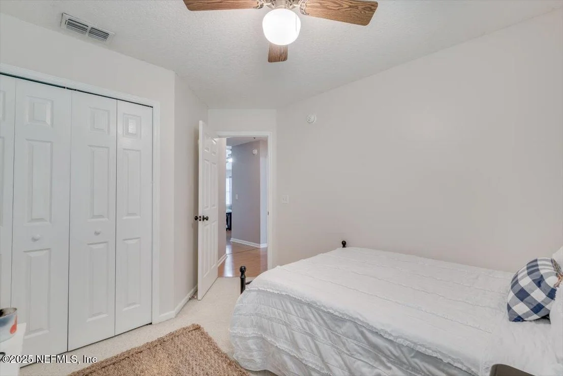 Photo of 184 SOUTHLAKE Drive