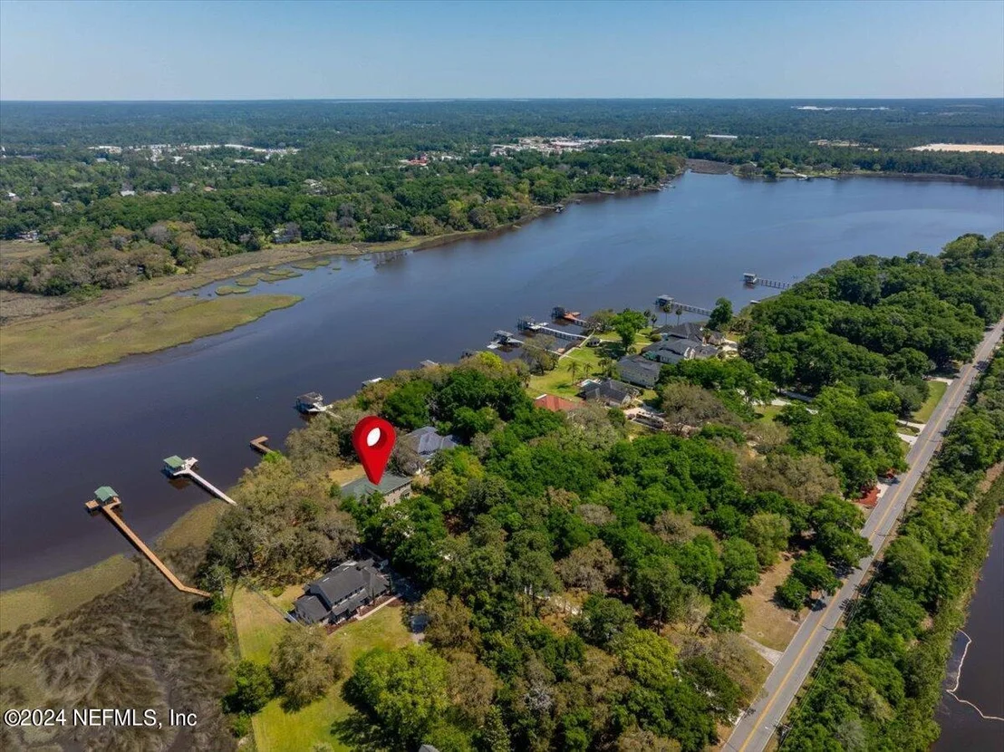 Photo of 1061 CEDAR BAY Road