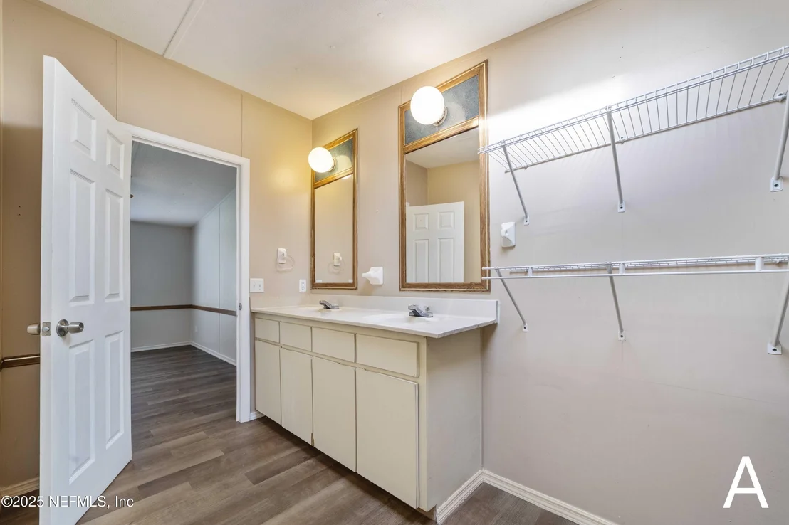 Photo of Unit D at 2905 COUNTY ROAD 214