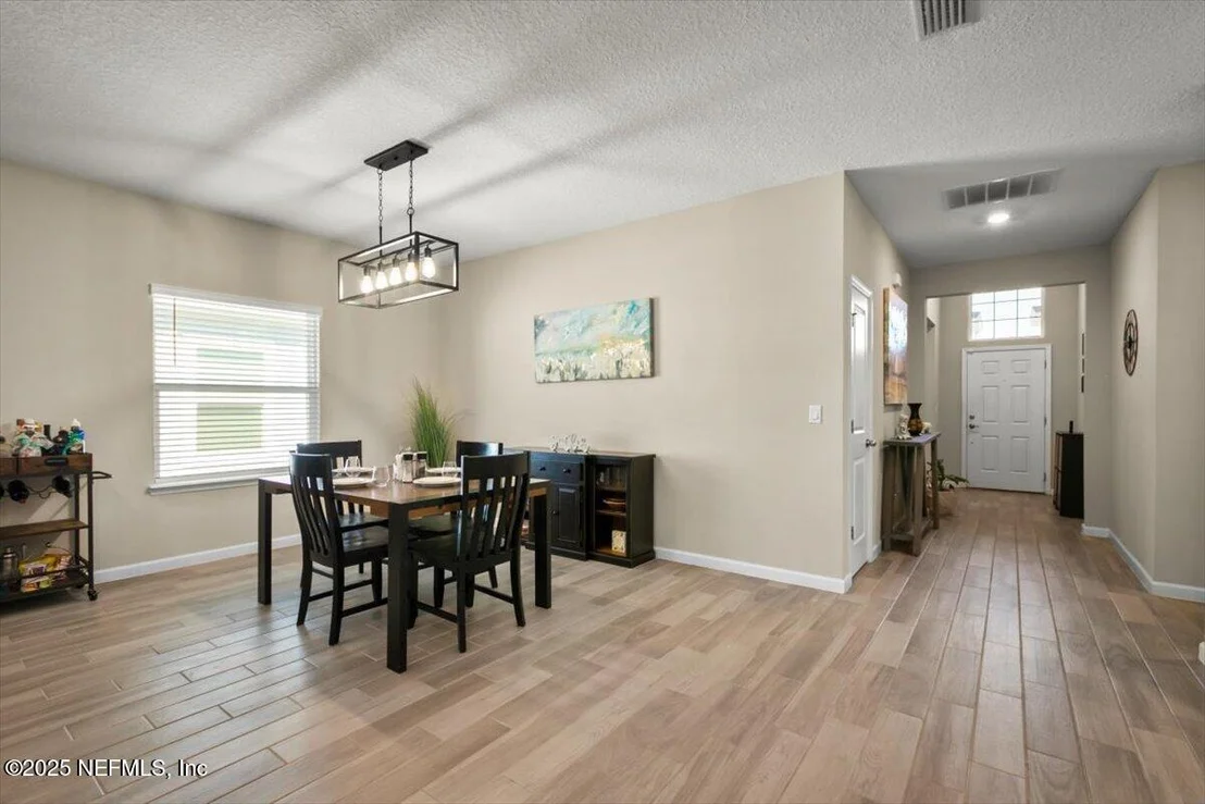 Photo of 9486 LOVAGE Lane