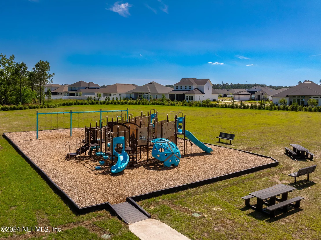 Photo of 193 YORKSHIRE Drive
