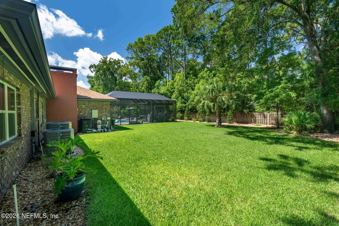 Photo of 8148 BLUE JAY Lane